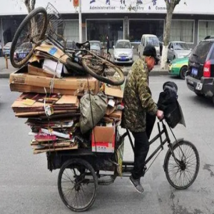 重金属处理流程大公开 深圳回收电脑旧机改造：变废为宝的创意玩法大赏